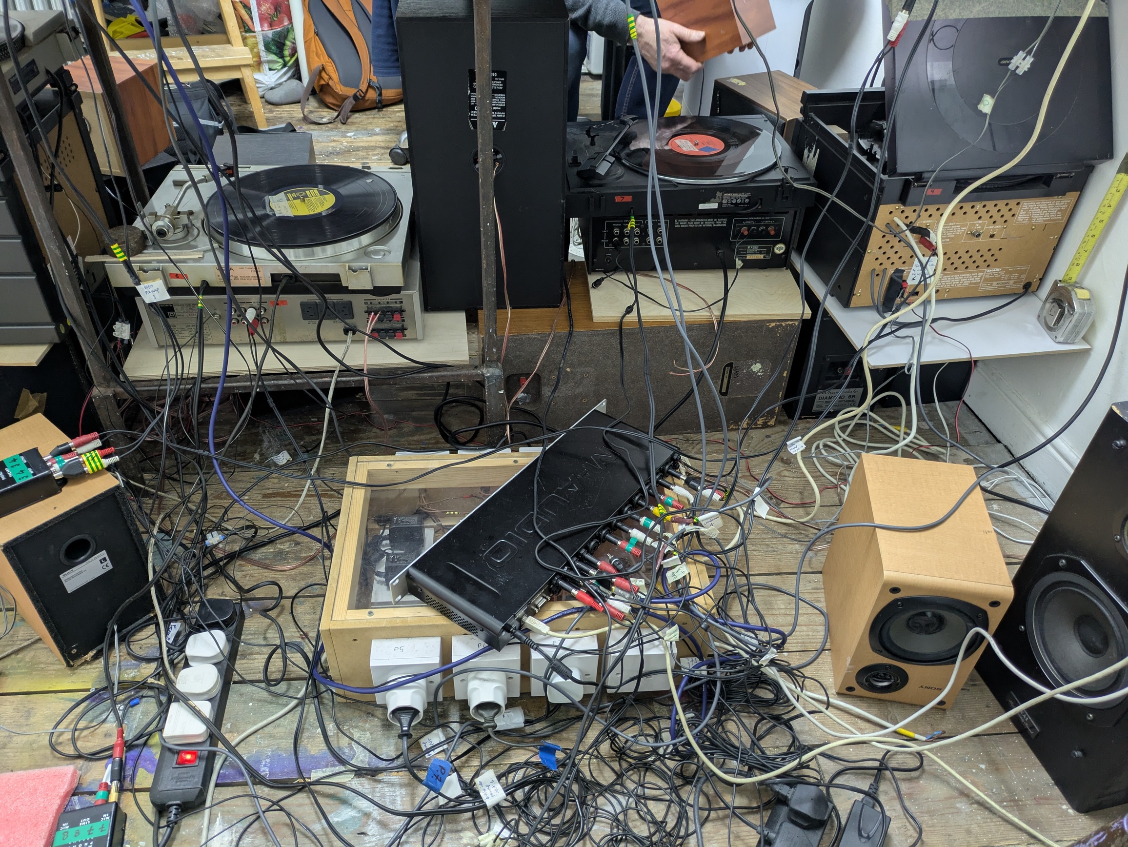 PXL_20250416_195615941